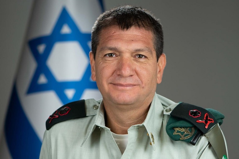 以色列軍情局長哈里瓦少將宣布請辭，成以色列首位為去年哈瑪斯10月7日突擊得手下台負責的高官。（取自維基）