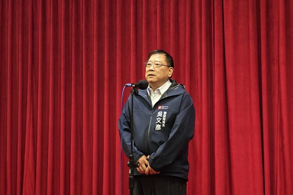 高雄市政府都發局局長吳文彥表示，舊左營國中校地結合頂大分校，符合在地居民期盼。（都發局提供）