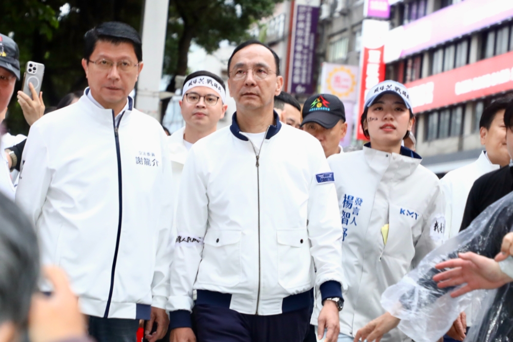 朱立倫發動520後罷免賴清德　為北檢抗議活動親赴中正一分局