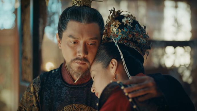 《山河月明》馮紹峰與穎兒飾演從中年到老年的牽手夫妻。