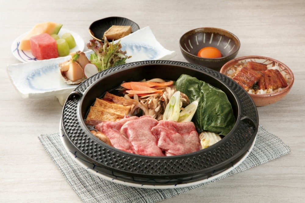 桃山日本料理推出『日本小田和牛雙人壽喜燒』優惠價 1880 元