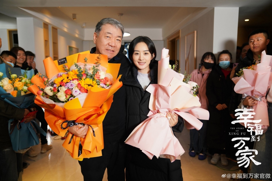 鄭曉龍導演與趙麗穎15年前第一次合作，新戲《幸福到萬家》是二度合作
