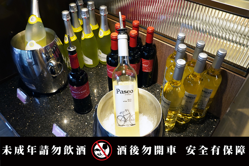 新竹巨城「新馬辣」加價 50 元升級啤酒、紅白酒喝到飽