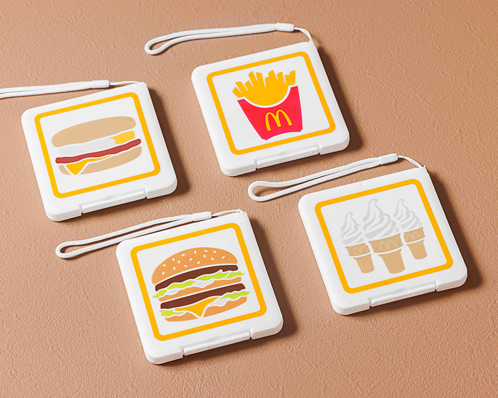 9/28 起，使用麥當勞歡樂送網路訂餐滿 350 元，就贈送「11 x 11 小物盒」一個。