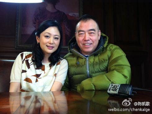 陳飛宇的媽媽陳紅(左)婚後轉幕後當製作人，成為陳凱歌電影事業上的左右手。（取自陳凱歌微博）