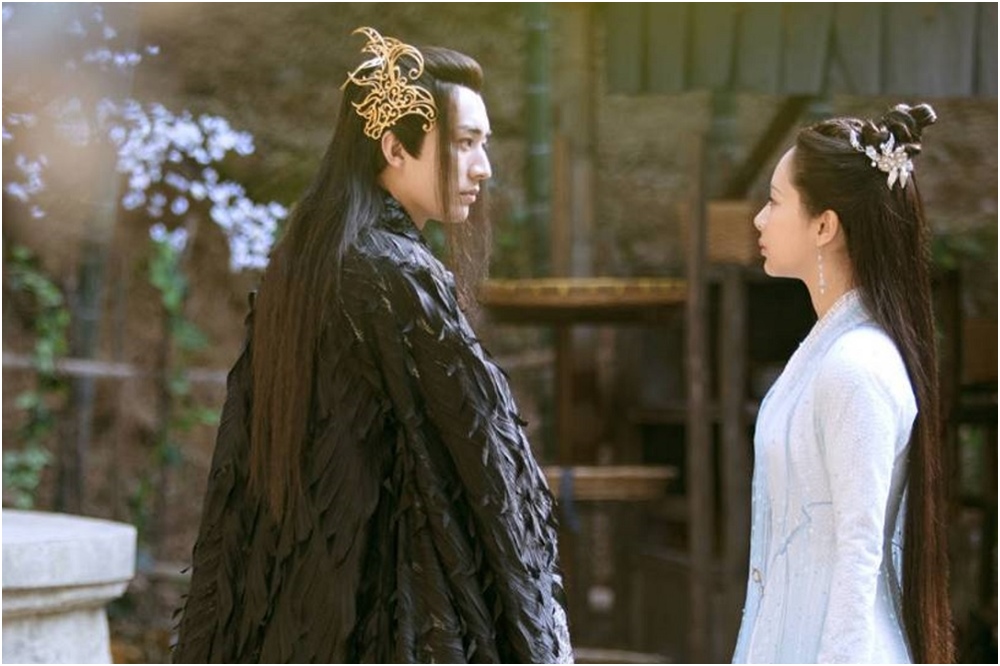 楊紫與劉學義2018年搭檔2018年搭檔《天乩之白蛇傳說》結識，後來成為無話不談的好友。