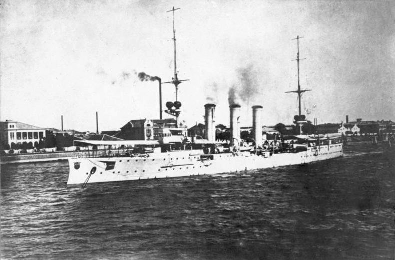 初代「埃姆登號」小型巡洋艦