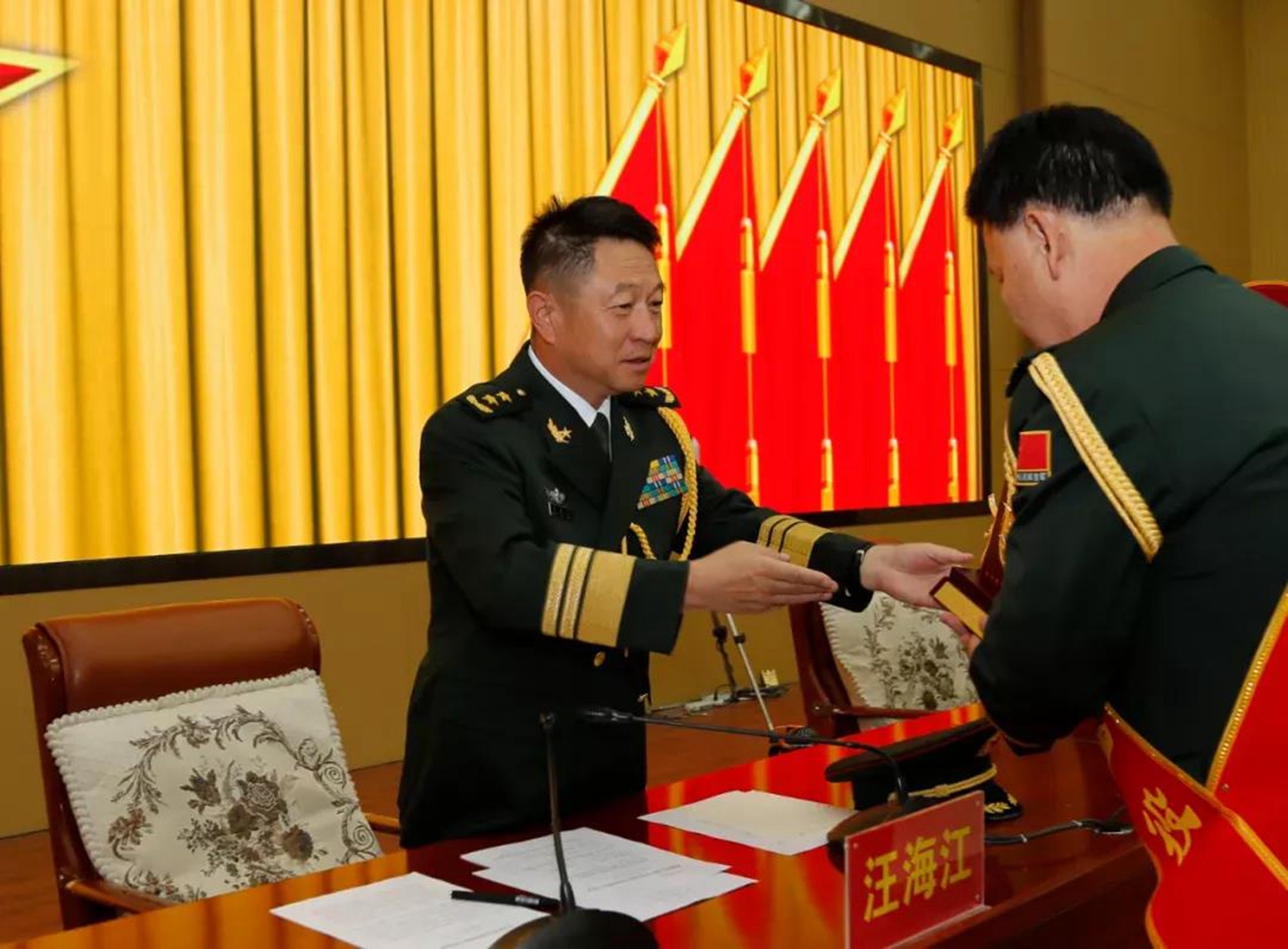 汪海江出任中國人民解放軍西部戰區司令員