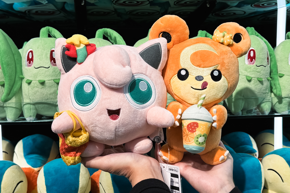 台北寶可夢中心 Pokémon Center TAIPEI「台灣限定周邊」：毛絨玩具（胖丁）、毛絨玩具（熊寶寶）／售價 760 元、760 元