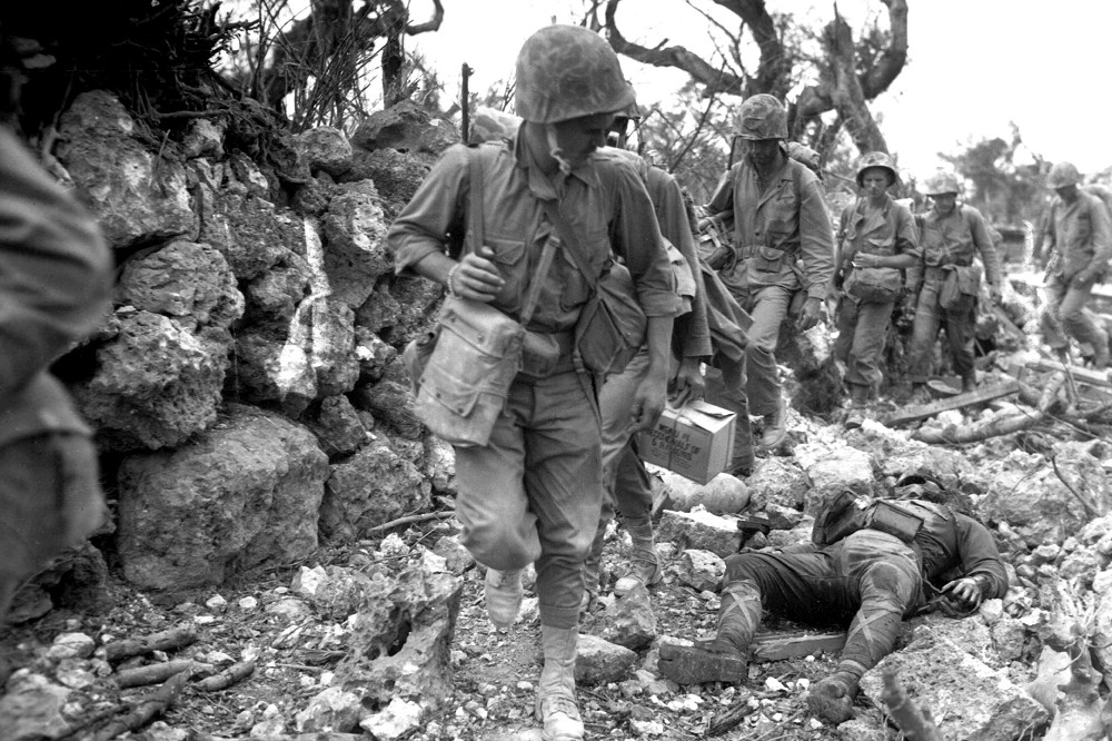 1945年4月的沖繩島戰役