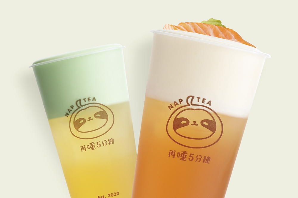 壽司郎竟也跟再睡 5 分鐘聯名，即日起至 5/9，攜手推出超嗆飲品「喝的 sushi 奶蓋系列」