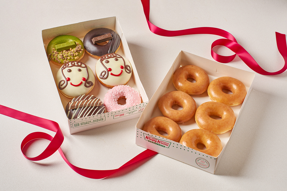 於 5/12 當天，Krispy Kreme 加碼買一送一優惠