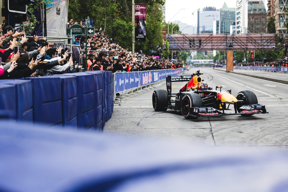 F1 賽車迷 8 月手刀搶票！Red Bull Showrun 登陸台中封街飆速　頑童 MJ116 將在現場演出